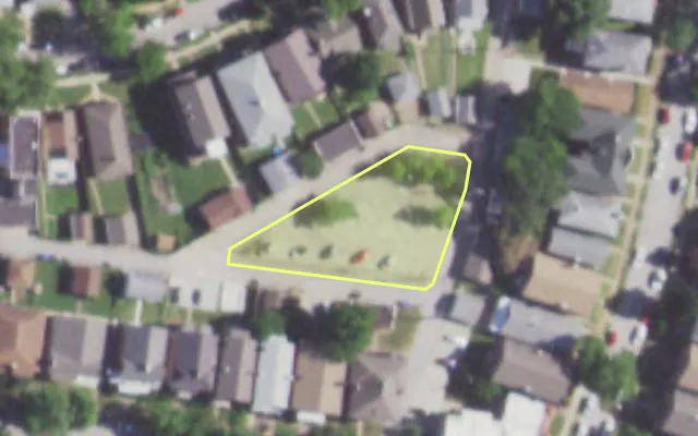 Aerial view of 4929 R PERNOD AV — vacant lot, St. Louis with approximate parcel outline