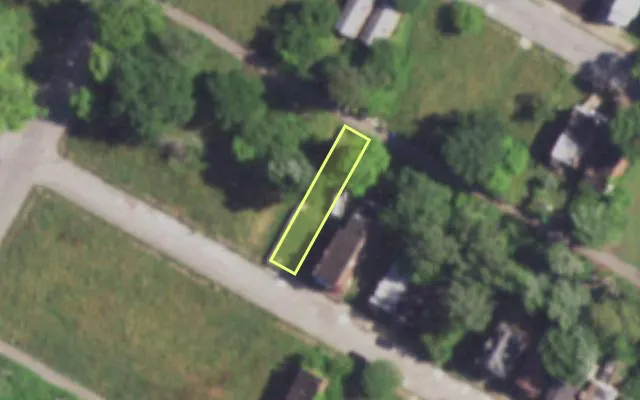 Aerial view of 4265 COTE BRILLIANTE AV — vacant lot, St. Louis with approximate parcel outline