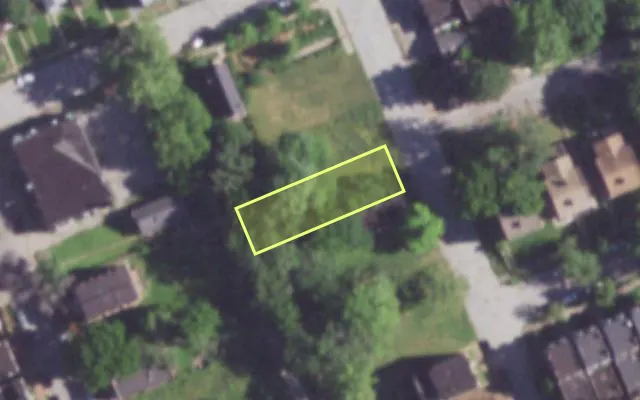 Aerial view of 3943 BLAIR AV — vacant lot, St. Louis with approximate parcel outline