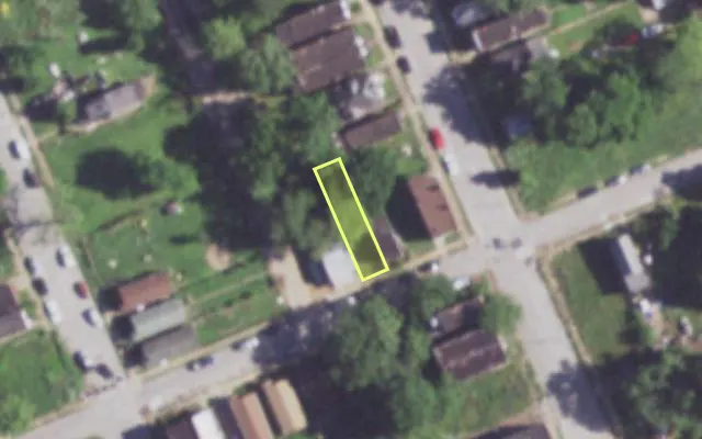 Aerial view of 1507 FARRAGUT ST — vacant lot, St. Louis with approximate parcel outline