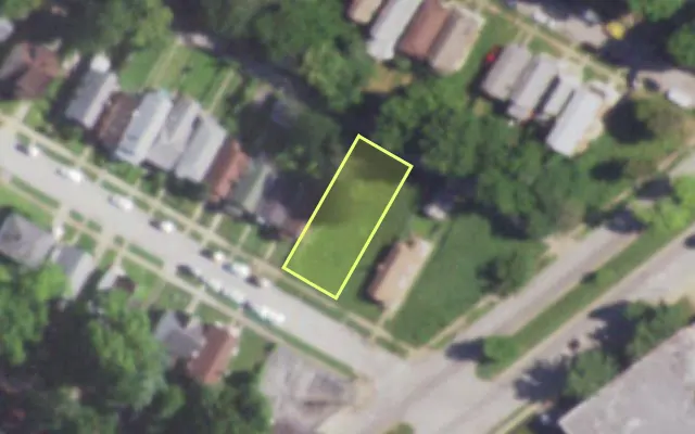 Aerial view of 5915 SHERRY AV — vacant lot, St. Louis with approximate parcel outline