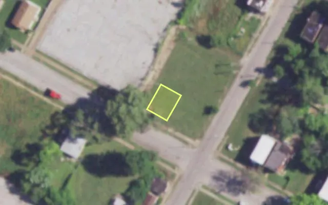 Aerial view of 4205 W MAFFITT AV — vacant lot, St. Louis with approximate parcel outline