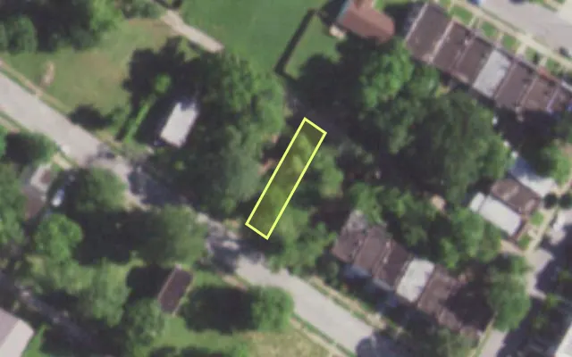 Aerial view of 5625 THEODOSIA AV — vacant lot, St. Louis with approximate parcel outline