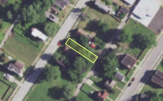 Aerial view of 4338 DESOTO AV — vacant lot, St. Louis with approximate parcel outline