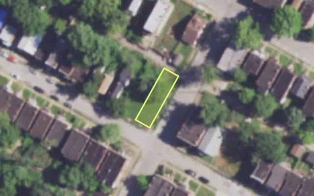 Aerial view of 4253 FARLIN AV — vacant lot, St. Louis with approximate parcel outline