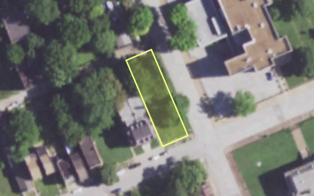 Aerial view of 1403 FARRAR ST — vacant lot, St. Louis with approximate parcel outline