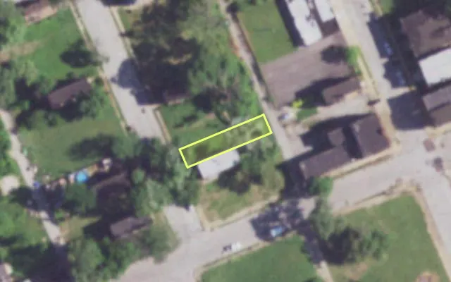 Aerial view of 4308 STRODTMAN PL — vacant lot, St. Louis with approximate parcel outline