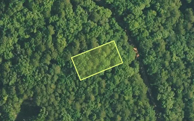 Aerial view of VAN BUREN County parcel 4400-18090-0000 — Arkansas post-auction with approximate parcel outline