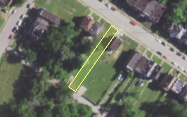 Aerial view of 5356 RIDGE AV — vacant lot, St. Louis with approximate parcel outline
