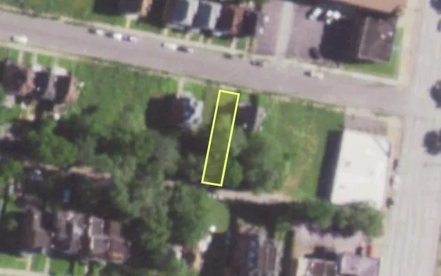 Aerial view of 5020 MINERVA AV — vacant lot, St. Louis with approximate parcel outline