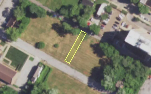 Aerial view of 4339 NORTH MARKET ST — vacant lot, St. Louis with approximate parcel outline