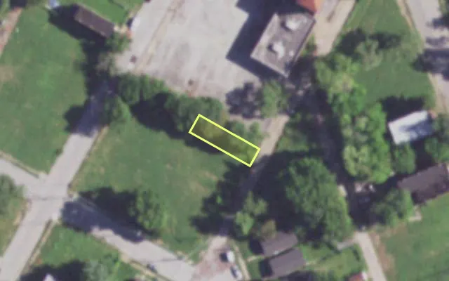 Aerial view of 4213 GLASGOW AV — vacant lot, St. Louis with approximate parcel outline