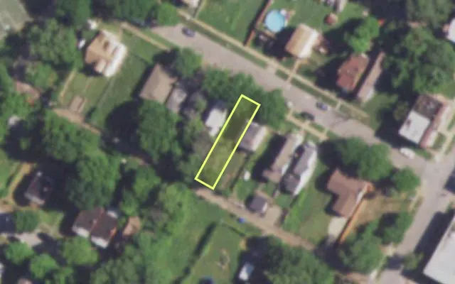 Aerial view of 4622 SAN FRANCISCO AV — vacant lot, St. Louis with approximate parcel outline