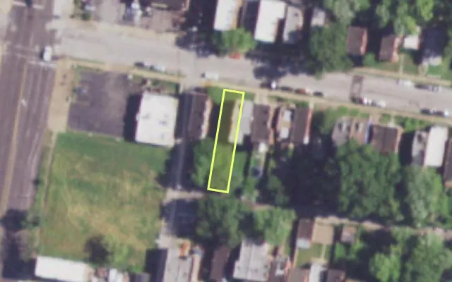 Aerial view of 2234 KEOKUK ST — vacant lot, St. Louis with approximate parcel outline
