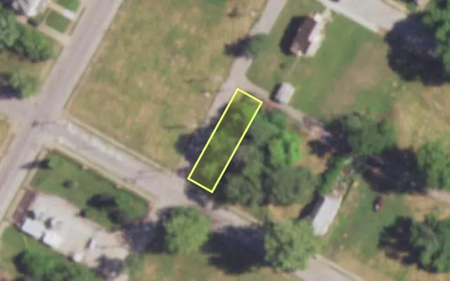 Aerial view of 4453 ALDINE AV — vacant lot, St. Louis with approximate parcel outline