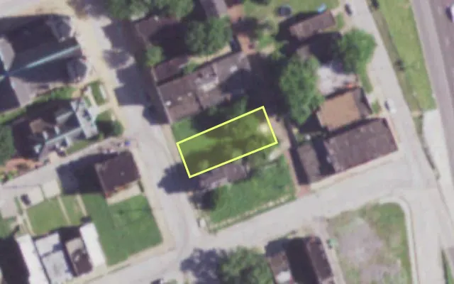Aerial view of 3506 N 14TH ST — vacant lot, St. Louis with approximate parcel outline