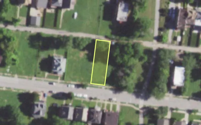 Aerial view of 5701 VERNON AV — vacant lot, St. Louis with approximate parcel outline