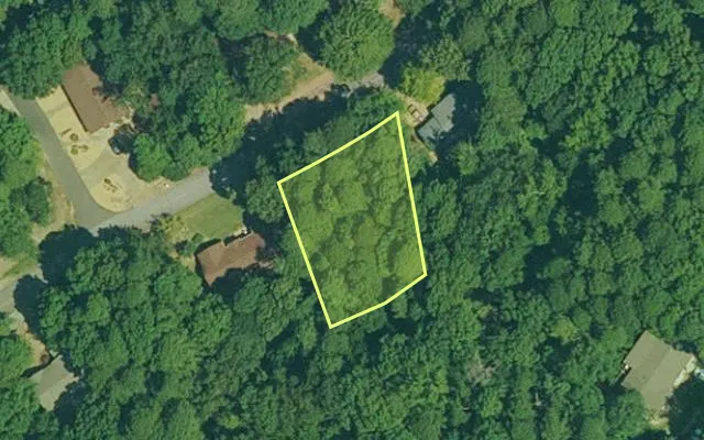 Aerial view of GARLAND County parcel 62515 — Arkansas post-auction with approximate parcel outline