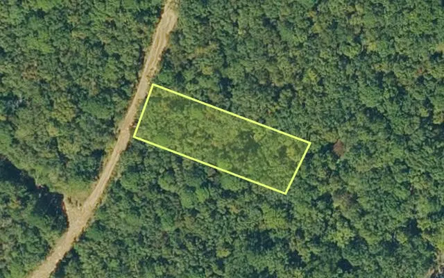 Aerial view of VAN BUREN County parcel 4300-02028-0000 — Arkansas post-auction with approximate parcel outline