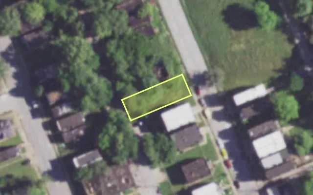 Aerial view of 3935 N 21ST ST — vacant lot, St. Louis with approximate parcel outline
