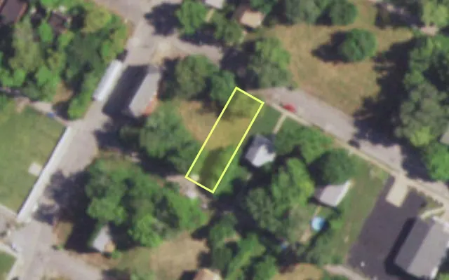 Aerial view of 4604 ST FERDINAND AV — vacant lot, St. Louis with approximate parcel outline