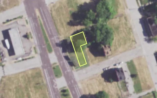 Aerial view of 1455 CHAMBERS ST — vacant lot, St. Louis with approximate parcel outline