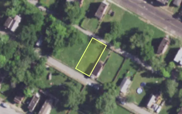 Aerial view of 3907 SHERMAN PL — vacant lot, St. Louis with approximate parcel outline