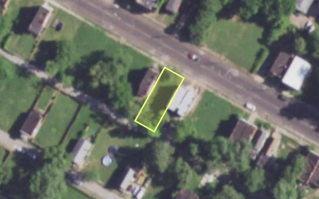 Aerial view of 3840 LEE AV — vacant lot, St. Louis with approximate parcel outline