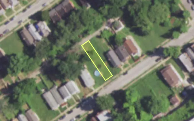 Aerial view of 5451 BEACON AV — vacant lot, St. Louis with approximate parcel outline