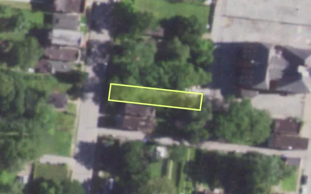 Aerial view of 1128 AUBERT AV — vacant lot, St. Louis with approximate parcel outline