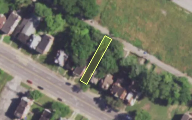 Aerial view of 4207 W PAGE BLVD — vacant lot, St. Louis with approximate parcel outline