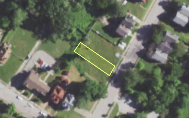 Aerial view of 1221 GOODFELLOW BLVD — vacant lot, St. Louis with approximate parcel outline
