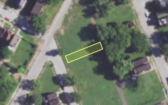Aerial view of 3934 PARNELL ST — vacant lot, St. Louis with approximate parcel outline