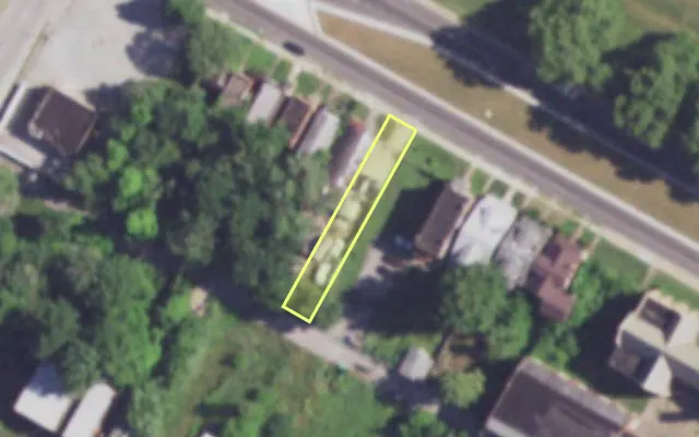 Aerial view of 4138 NATURAL BRIDGE AV — vacant lot, St. Louis with approximate parcel outline