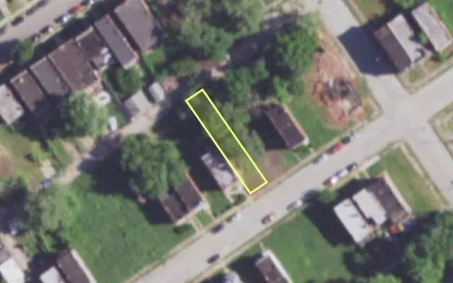 Aerial view of 2119 ALICE AV — vacant lot, St. Louis with approximate parcel outline