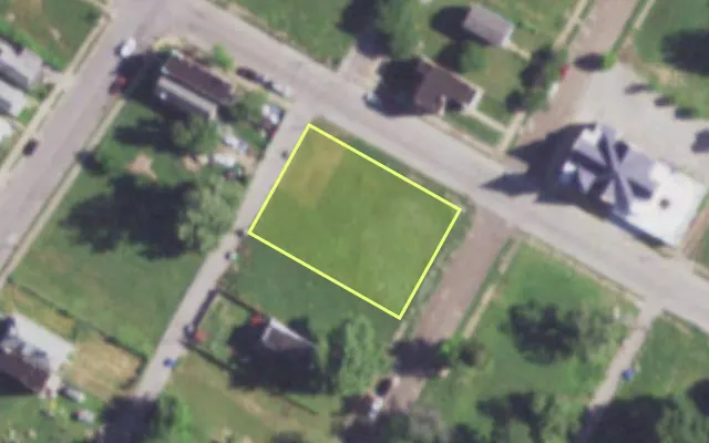 Aerial view of 4253 GANO AV — vacant lot, St. Louis with approximate parcel outline