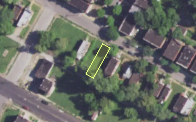 Aerial view of 4266 W PENROSE ST — vacant lot, St. Louis with approximate parcel outline