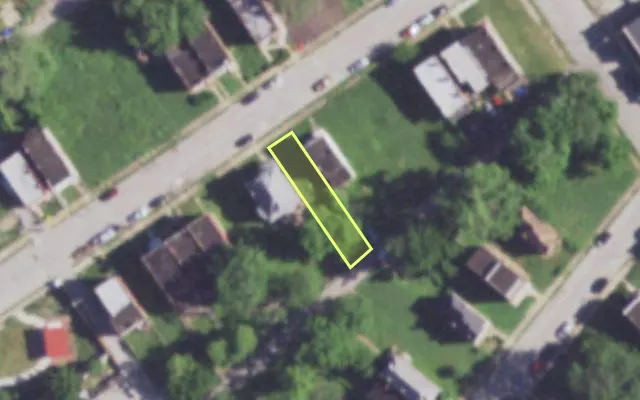 Aerial view of 2124 ALICE AV — vacant lot, St. Louis with approximate parcel outline