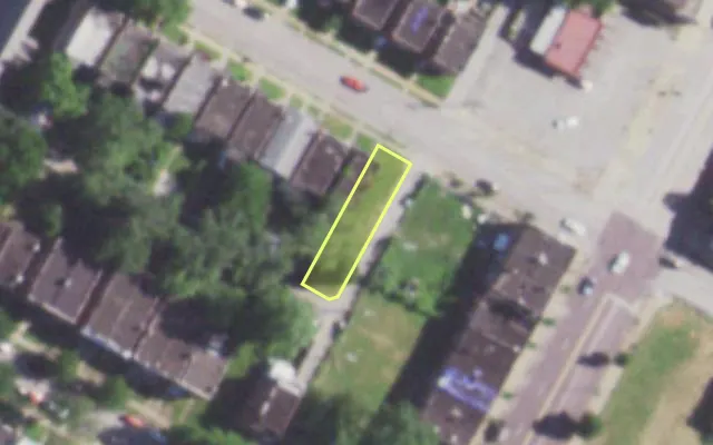 Aerial view of 5314 ST LOUIS AV — vacant lot, St. Louis with approximate parcel outline