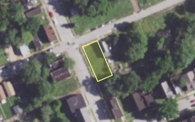 Aerial view of 1434 FARRAGUT ST — vacant lot, St. Louis with approximate parcel outline