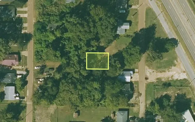 Aerial view of PHILLIPS County parcel 703-03886-000 — Arkansas post-auction with approximate parcel outline