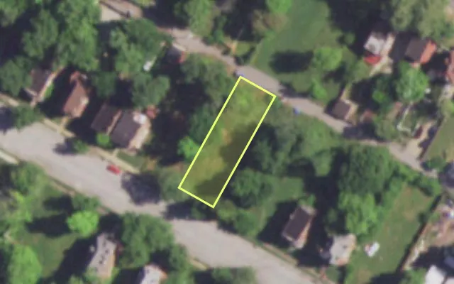 Aerial view of 4245 COOK AV — vacant lot, St. Louis with approximate parcel outline