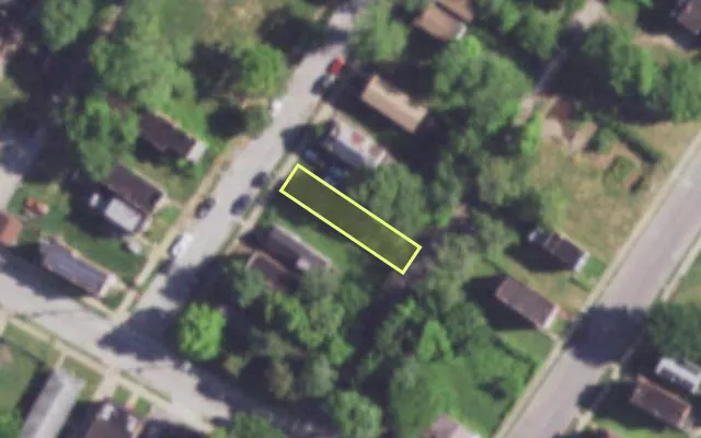 Aerial view of 4214 DESOTO AV — vacant lot, St. Louis with approximate parcel outline