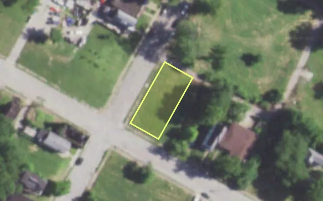 Aerial view of 5391 WABADA AV — vacant lot, St. Louis with approximate parcel outline