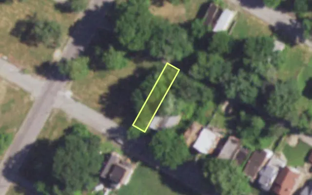 Aerial view of 4357 COTE BRILLIANTE AV — vacant lot, St. Louis with approximate parcel outline