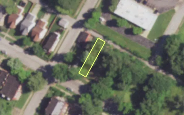 Aerial view of 4611 EVANS AV — vacant lot, St. Louis with approximate parcel outline