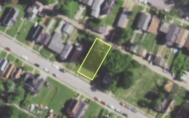 Aerial view of 5721 ROOSEVELT PL — vacant lot, St. Louis with approximate parcel outline
