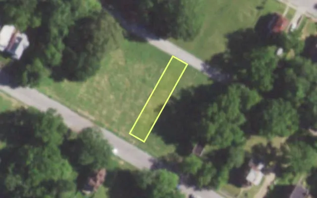 Aerial view of 5655 LOTUS AV — vacant lot, St. Louis with approximate parcel outline