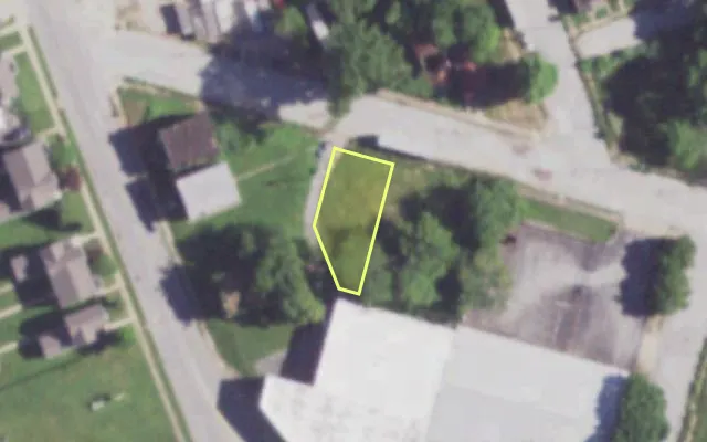 Aerial view of 2124 BRANCH ST — vacant lot, St. Louis with approximate parcel outline