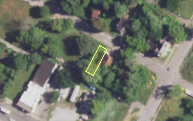 Aerial view of 4218 ALDINE AV — vacant lot, St. Louis with approximate parcel outline